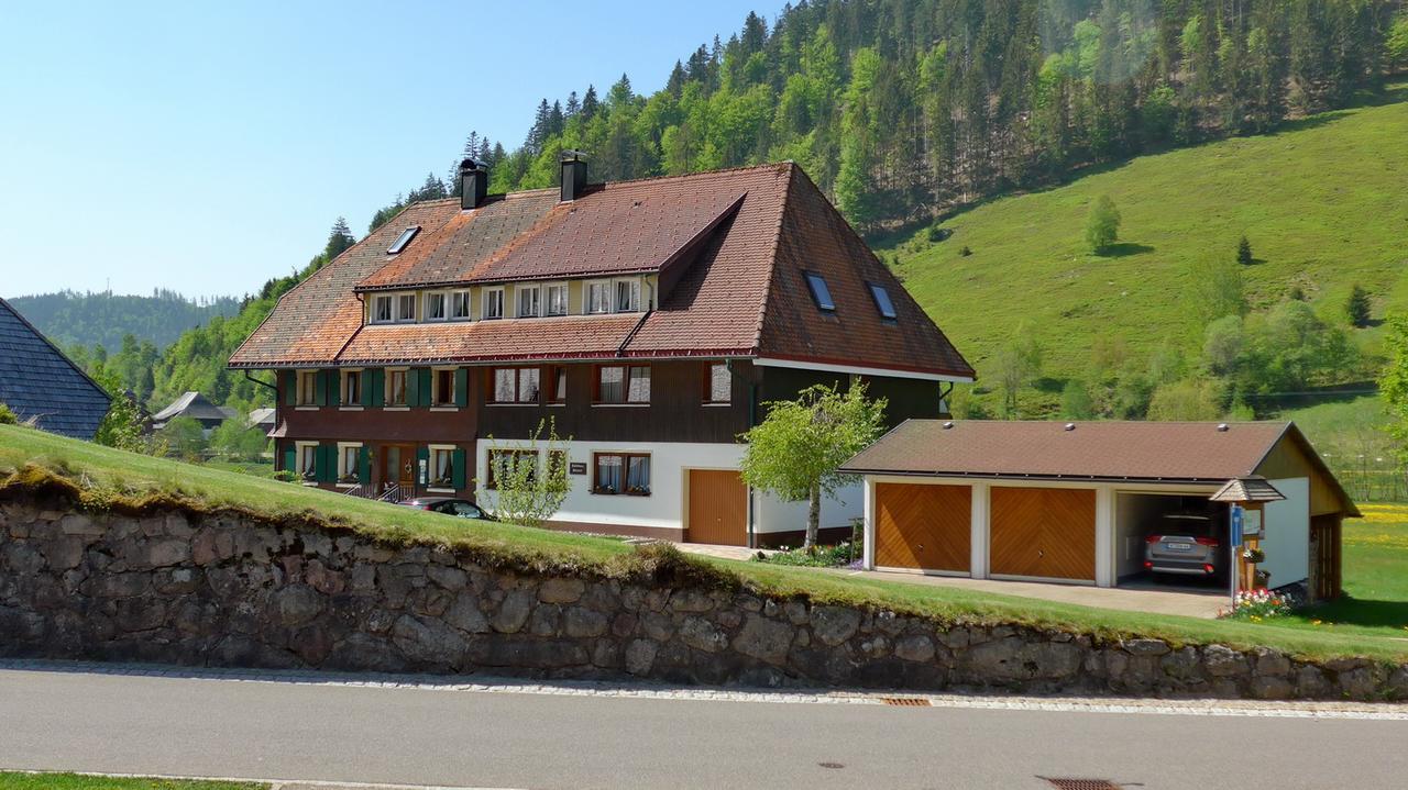 Gaestehaus Kaiser Менценшванд Екстер'єр фото